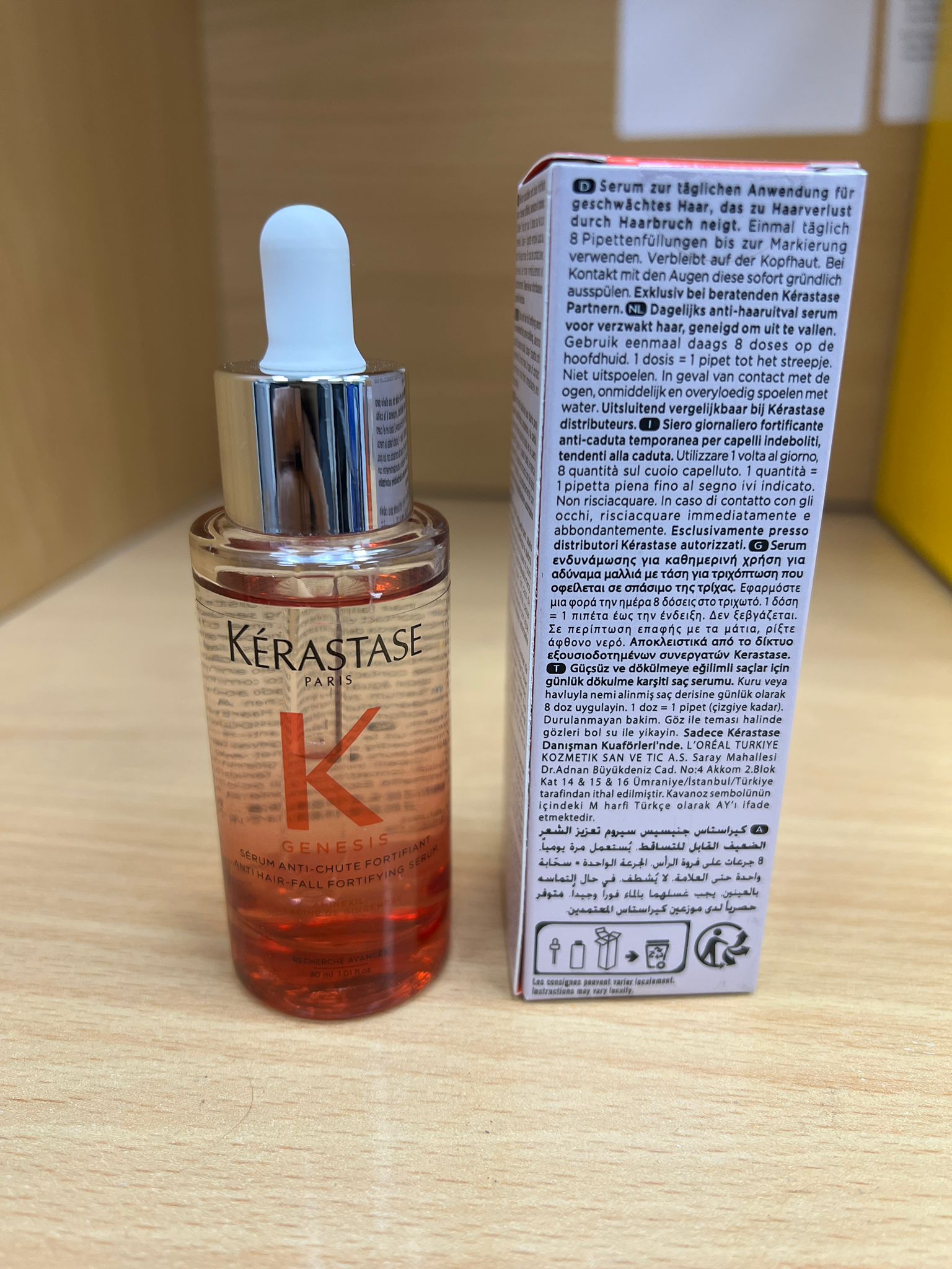 Kérastase Genesis Anti Hair-Fall Fortifying Serum 90ml | Daily Scalp Treatment for Hair Loss & Breakage